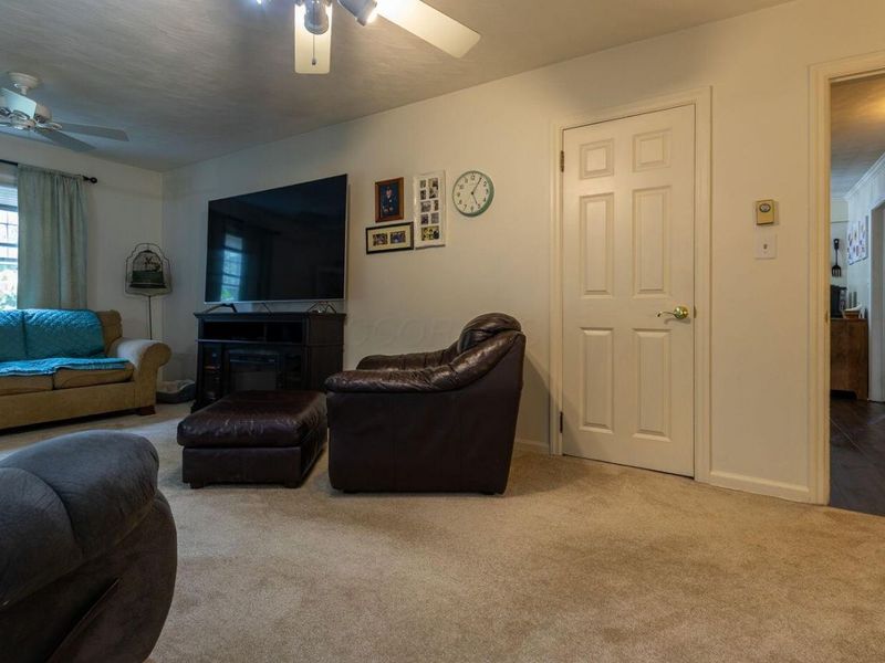 623 E 5th Avenue , Lancaster, OH 43130 Photo 30