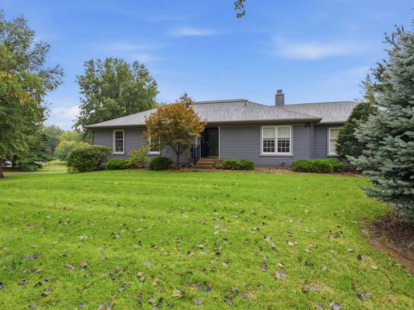 2617 TERMINI, Muscatine, IA 52761
