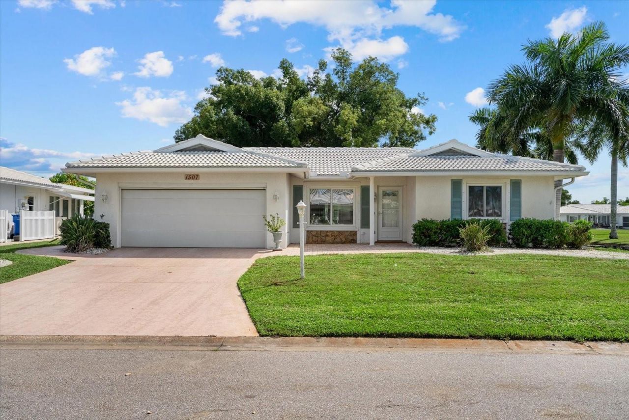 1507 N Knollwood Drive , Bradenton, FL 34208 Photo