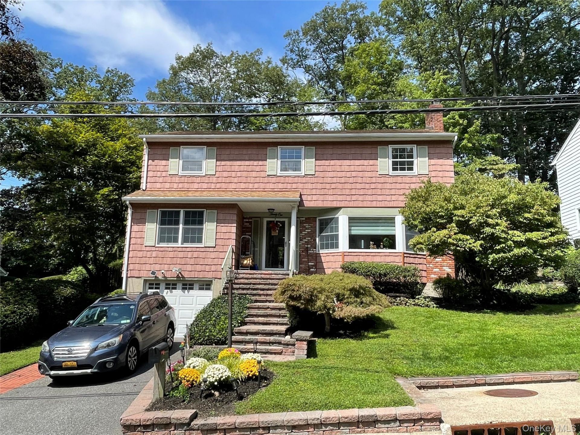 21 Noyes Lane, Huntington, NY 11743 Main Photo