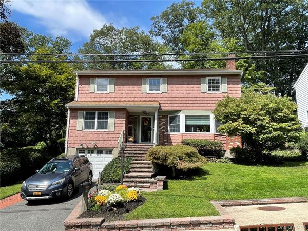 21 Noyes Lane, Huntington, NY 11743