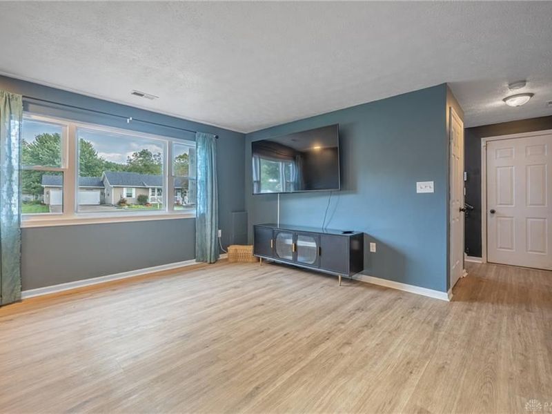 757 Glenwood Drive, Jamestown, OH 45335 Photo 25