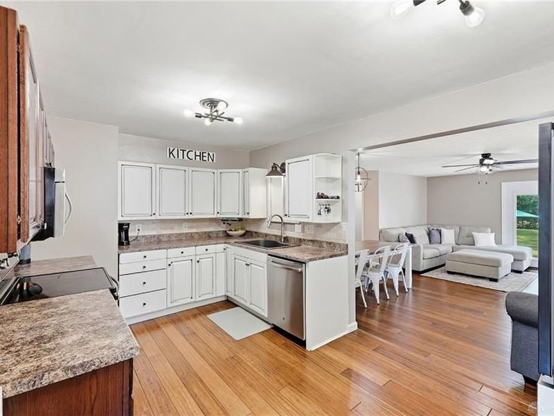 67 S Brown School Road, Vandalia, OH 45377 Photo 6