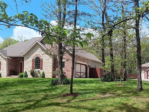 24473 REMINGTON Lane, Lebanon, MO 65536