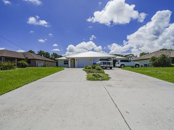 301 S WIMBROW Drive, Unit A, Sebastian, FL 32958
