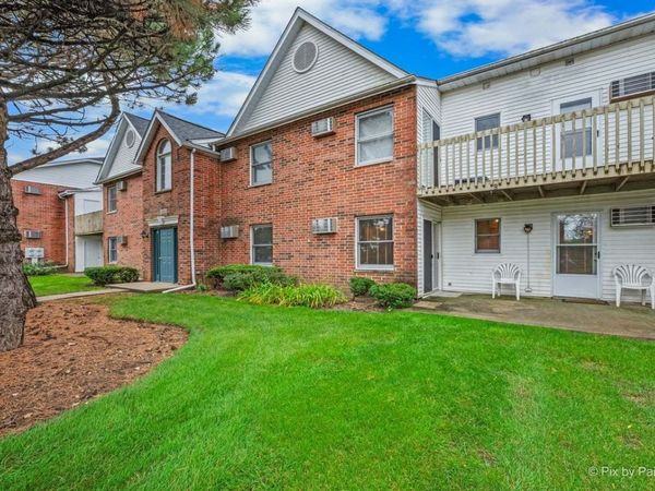 1372 Cunat Court , Unit 1D, Lake In The Hills, IL 60156