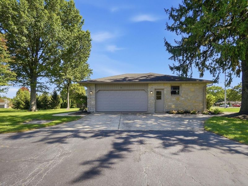 6218 Feder Road , Columbus, OH 43228 Photo 6