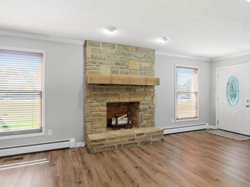 6218 Feder Road , Columbus, OH 43228 Photo 8