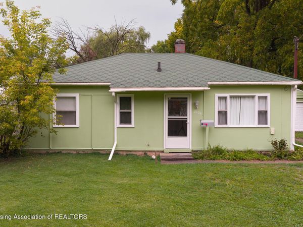 2104 Mary Avenue, Lansing, MI 48910