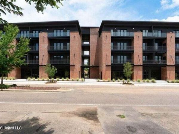 403 Russell Street, Starkville, MS 39759