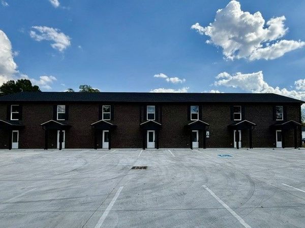 710 SW Atlantic St , Unit B13, Tullahoma, TN 37388