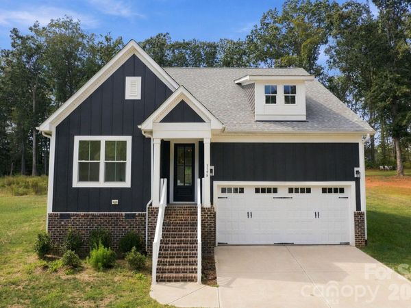 3198 Timber Run Lane , Maiden, NC 28650
