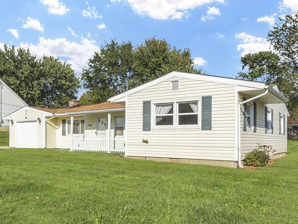 204 2nd Street , Pleasantville, OH 43148