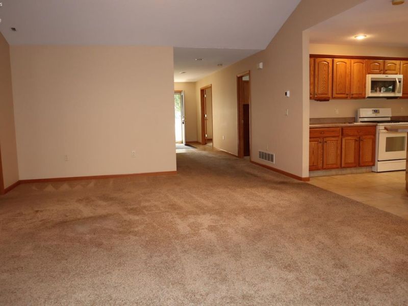 24 Ridgewood Drive, Norwalk, OH 44857 Photo 5