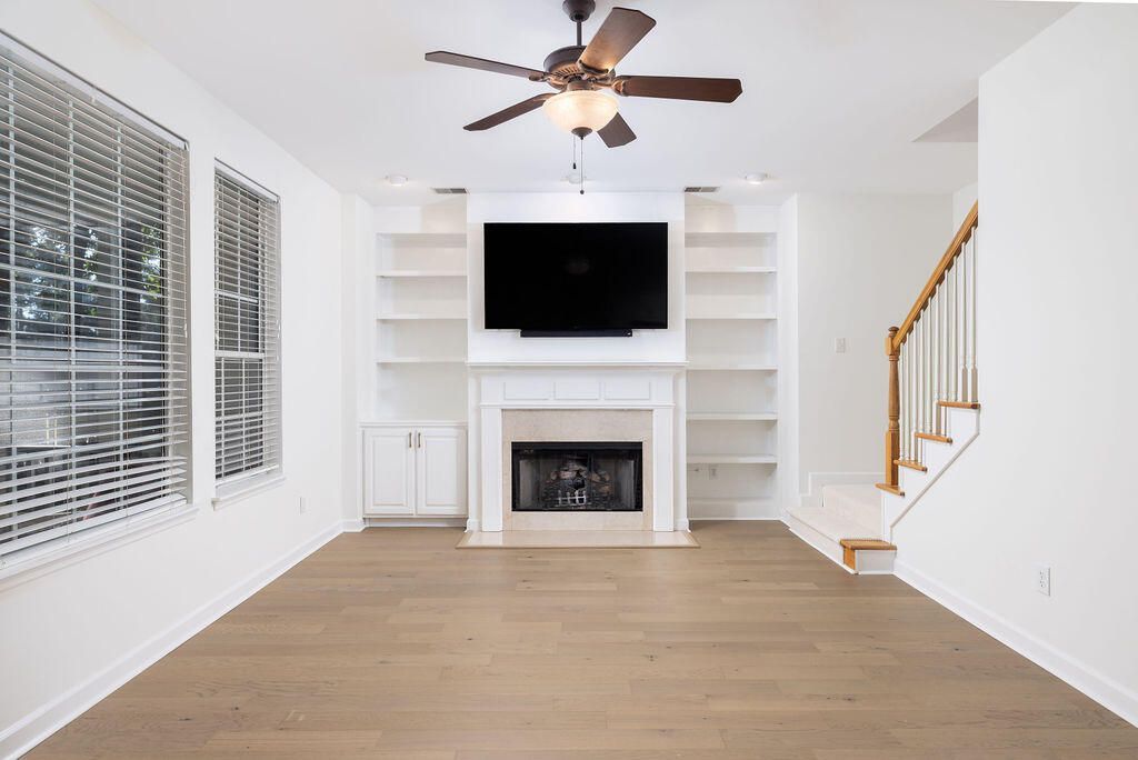 1044 Black Rush Circle Photo 17