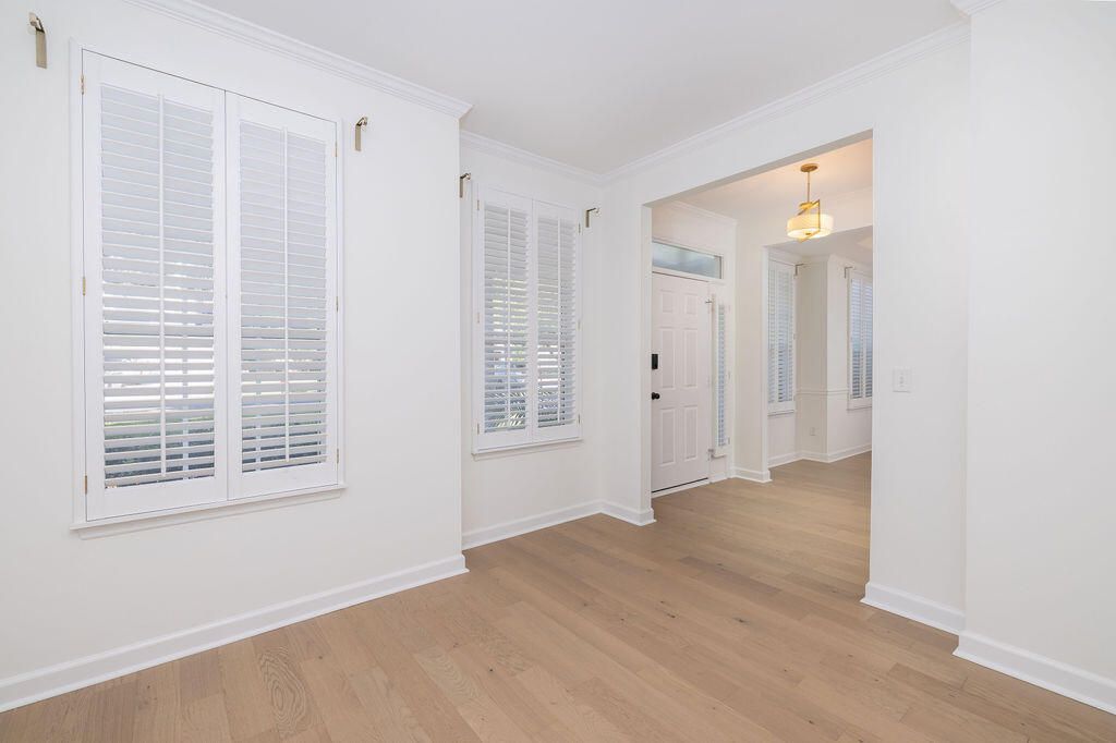 1044 Black Rush Circle Photo 30