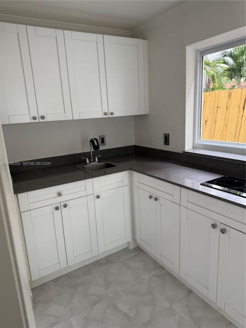1795 SW 16th St , Unit 1, Miami, FL 33145 Photo