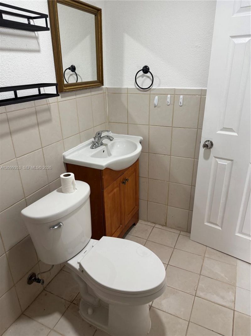 1795 SW 16th St , Unit 1, Miami, FL 33145 Photo