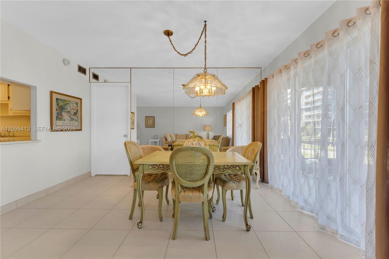 200 Diplomat Pkwy, Unit 229, Hallandale Beach, FL 33009 Photo