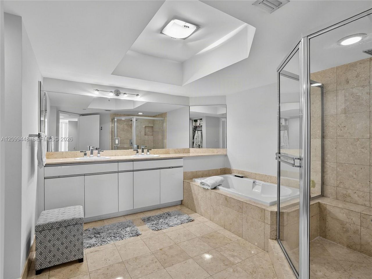 21055 Yacht Club Dr, Unit 710, Aventura, FL 33180 Photo
