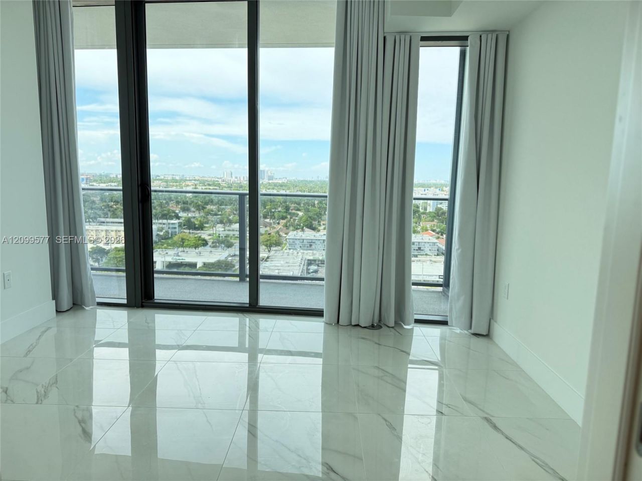 1170 E Hallandale Beach, Unit 1407, Hallandale Beach, FL 33009 Photo