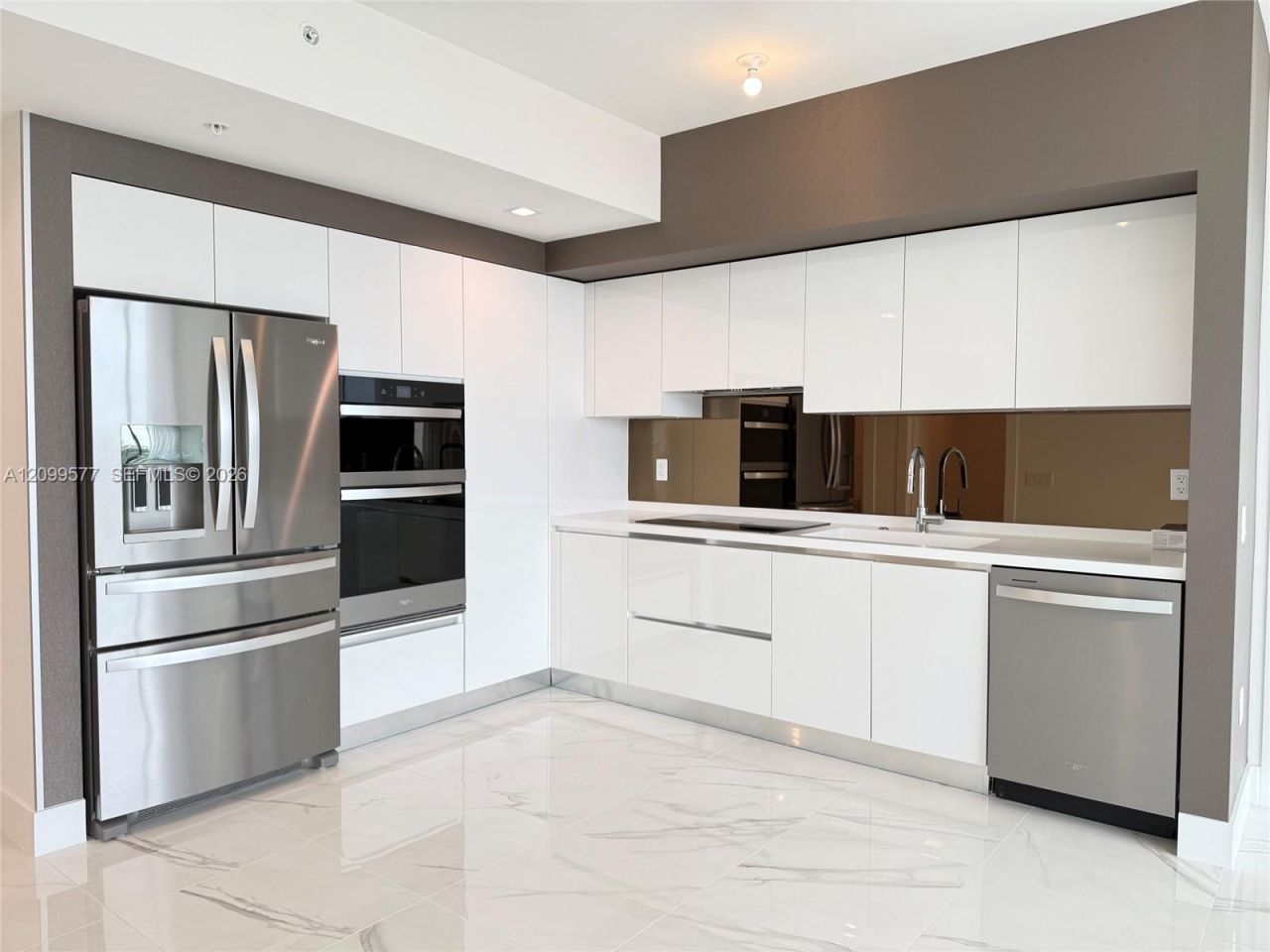 1170 E Hallandale Beach, Unit 1407, Hallandale Beach, FL 33009 Photo