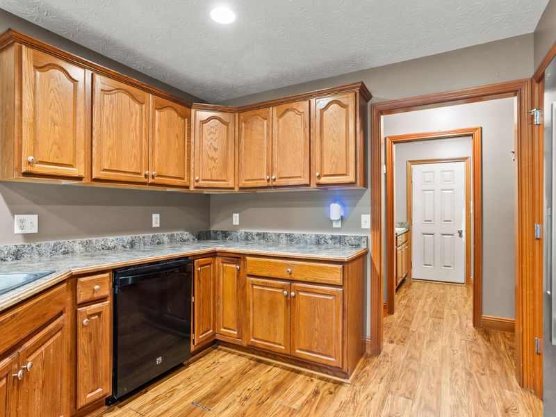 1111 Arbor Lane, Troy, OH 45373 Photo 12