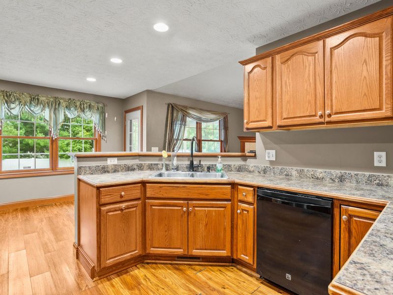 1111 Arbor Lane, Troy, OH 45373 Photo 14