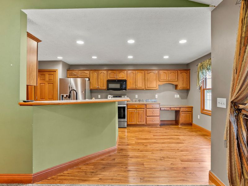 1111 Arbor Lane, Troy, OH 45373 Photo 9