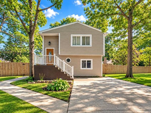 45 Robinwood Street , Mastic, NY 11950