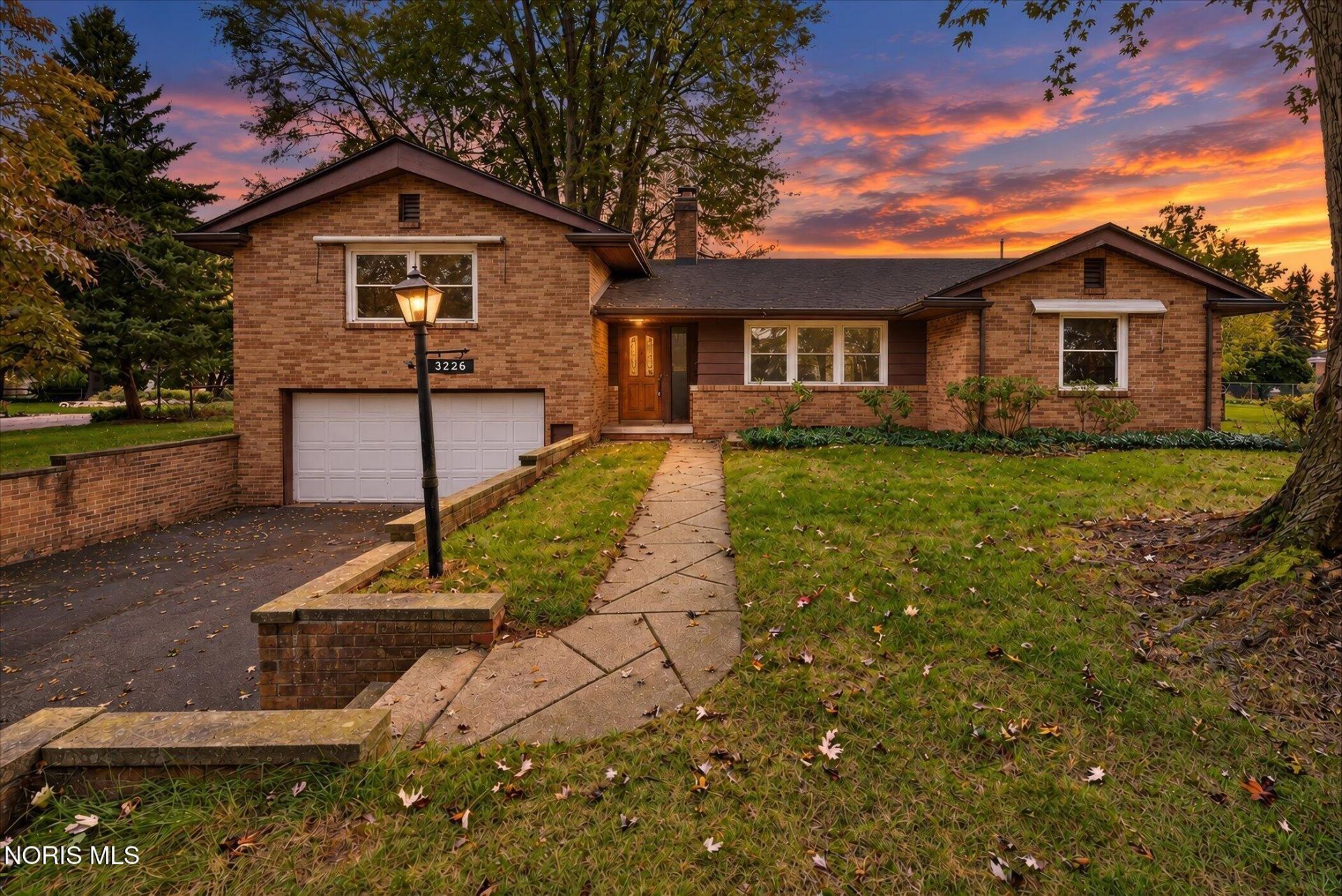 3226 Hargo Road, Toledo, OH 43606 Main Photo