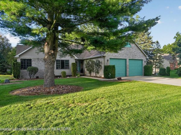 5344 Hilltop Trail, Perry, MI 48872
