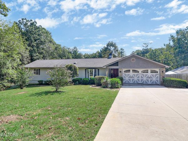 682 Villageway, Crossville, TN 38555
