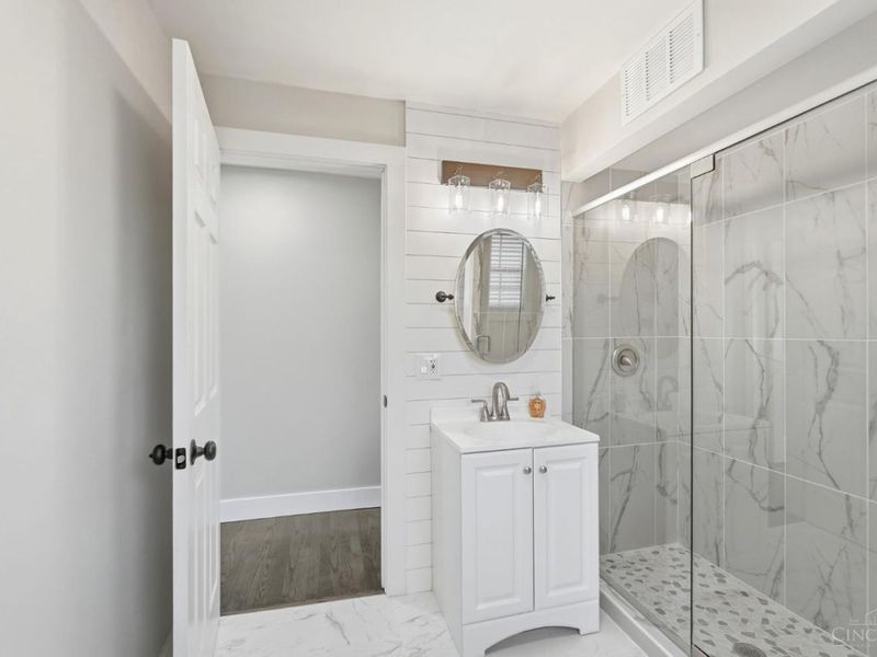 5291 Cleves Warsaw Pike, Delhi Township, OH 45238 Photo 25