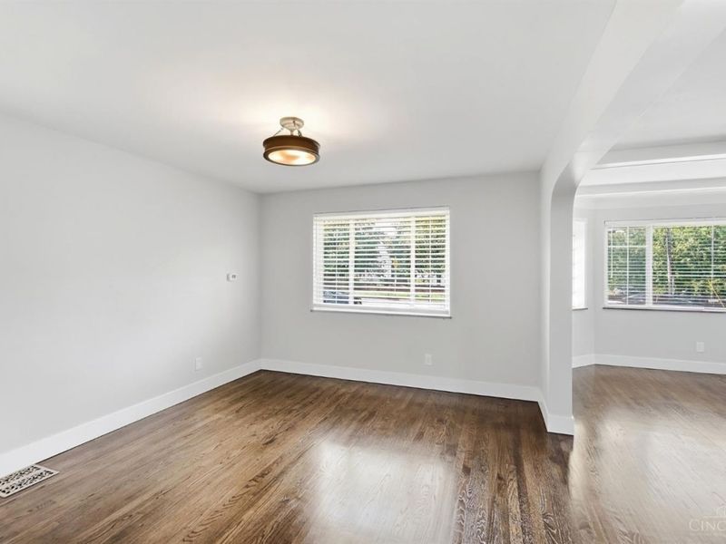 5291 Cleves Warsaw Pike, Delhi Township, OH 45238 Photo 9