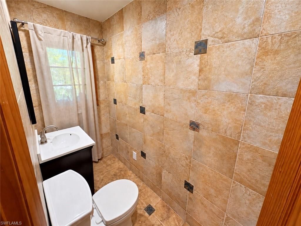 1374 13th St N, Naples, FL 34102 Photo