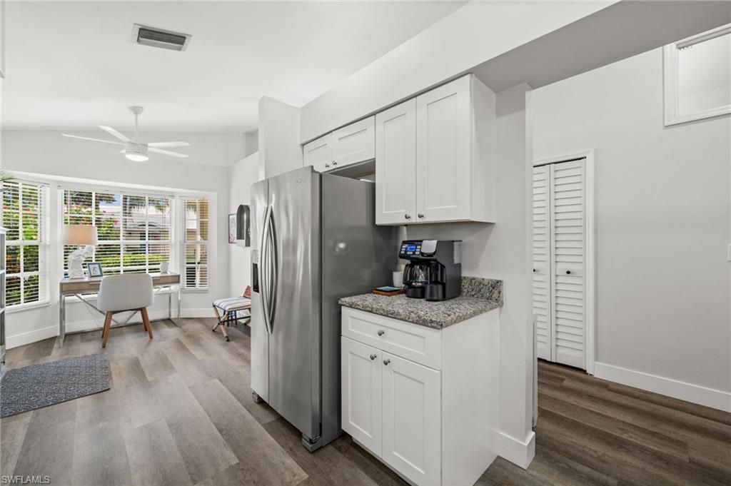 1597 Weybridge Cir , Unit 13, Naples, FL 34110 Photo