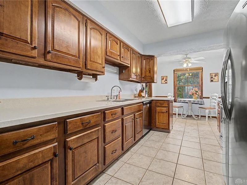 129 W Van Lake Drive, Vandalia, OH 45377 Photo 13