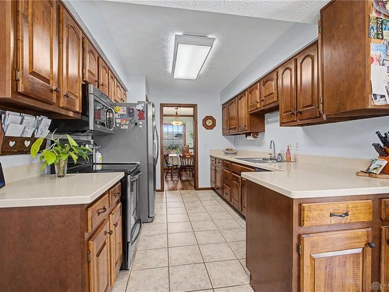 129 W Van Lake Drive, Vandalia, OH 45377 Photo 17