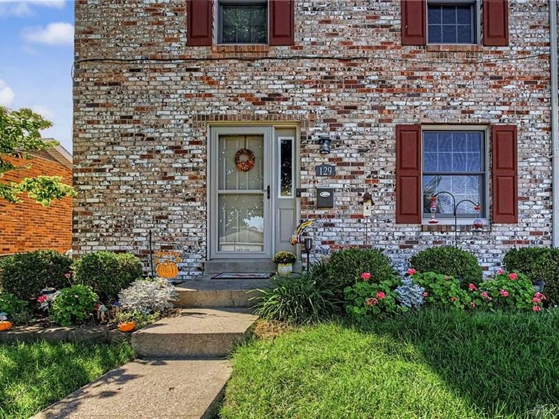 129 W Van Lake Drive, Vandalia, OH 45377 Photo 4