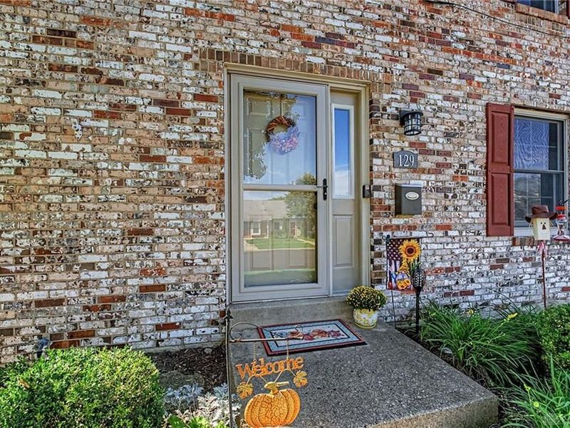 129 W Van Lake Drive, Vandalia, OH 45377 Photo 5