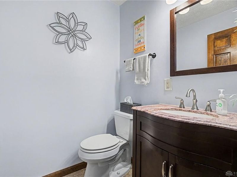 129 W Van Lake Drive, Vandalia, OH 45377 Photo 9