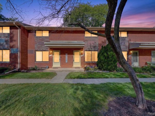 29130 Tessmer Court , Madison Heights, Mi 48071