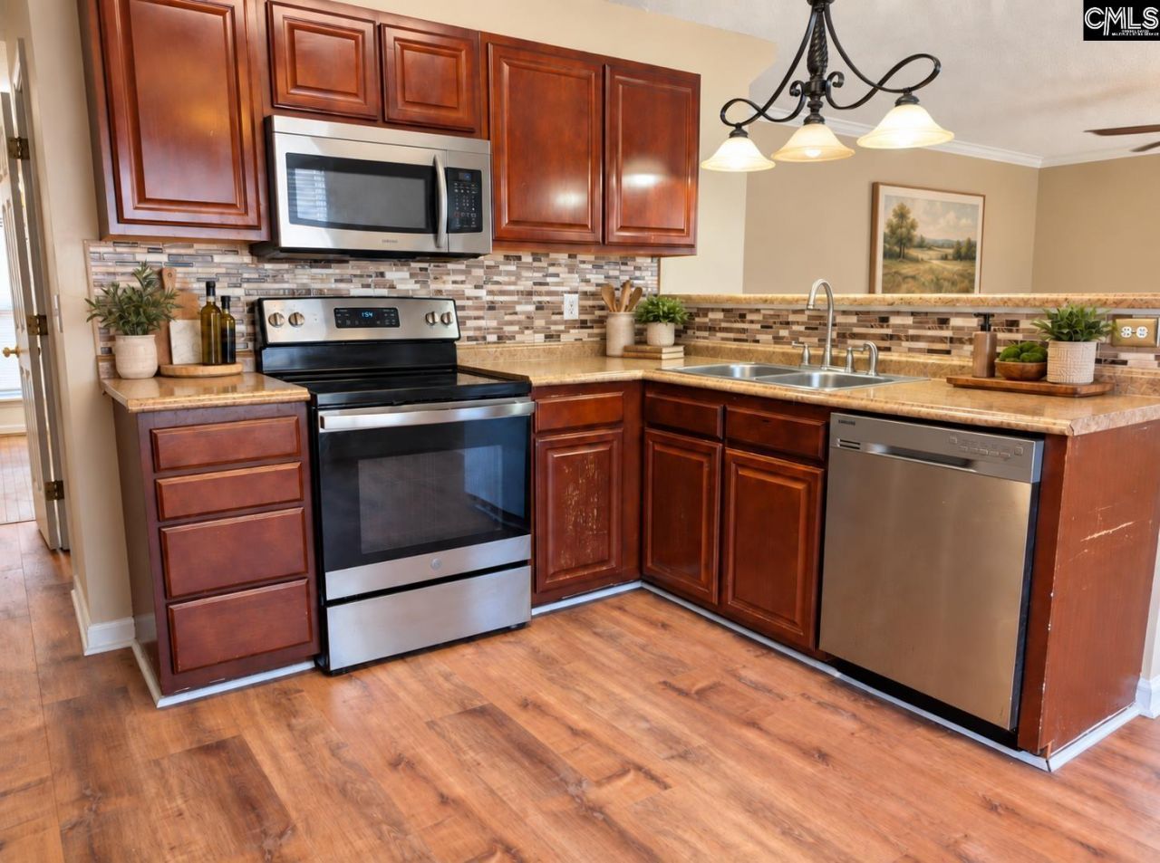 1214 Glendevon Circle  Photo 11