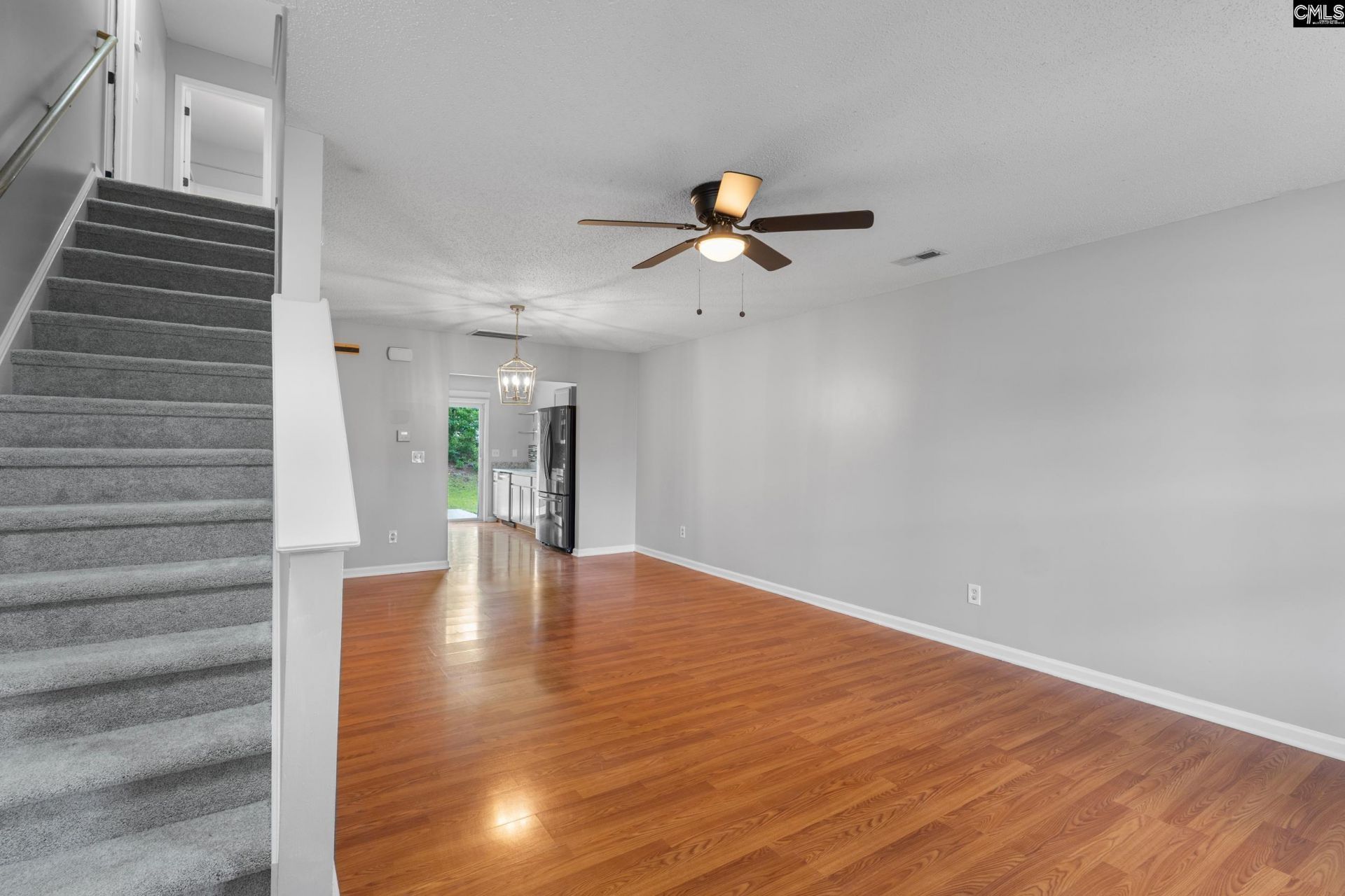 433 Cape Jasmine Way  Photo 4