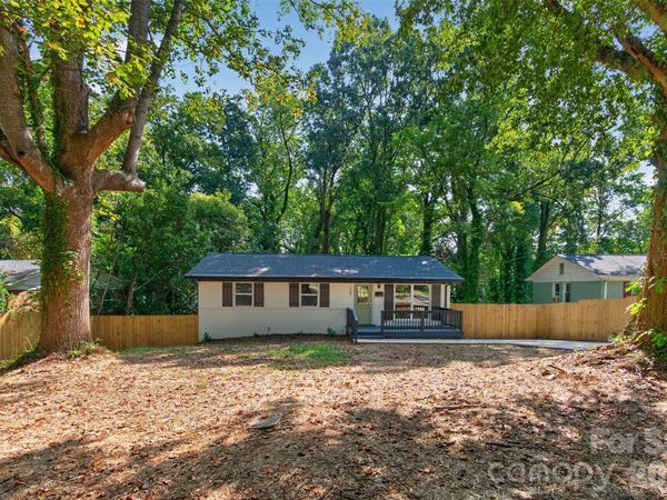 1561 Westdale Drive, Charlotte, NC 28208