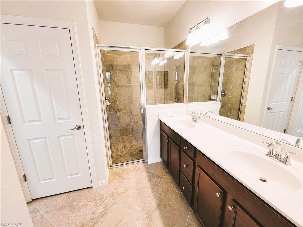 9137 Glenforest Dr , Naples, FL 34120 Photo