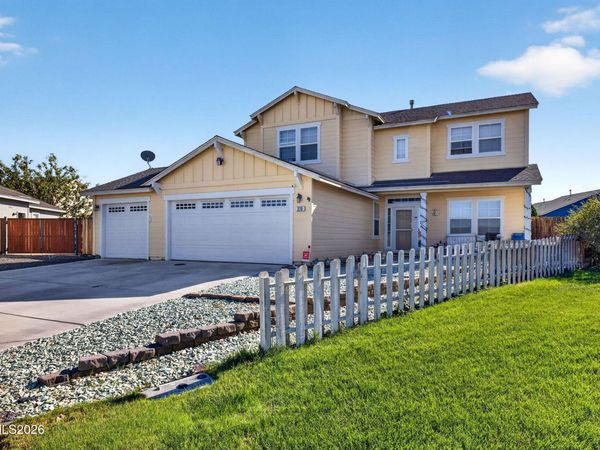 279 Jordan Court, Fernley, NV 89408