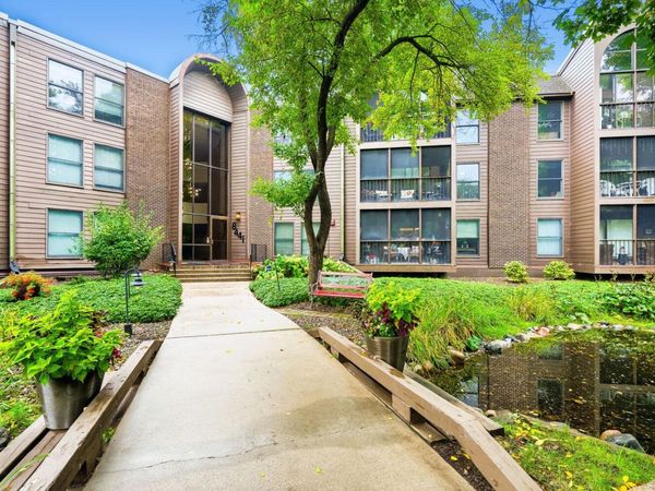 8441 Irwin Road, Unit 106, Bloomington, MN 55437