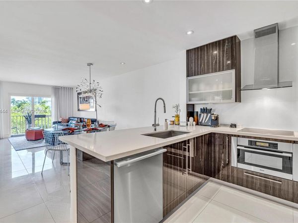 1120 99th St , Unit 302, Bay Harbor Islands, FL 33154
